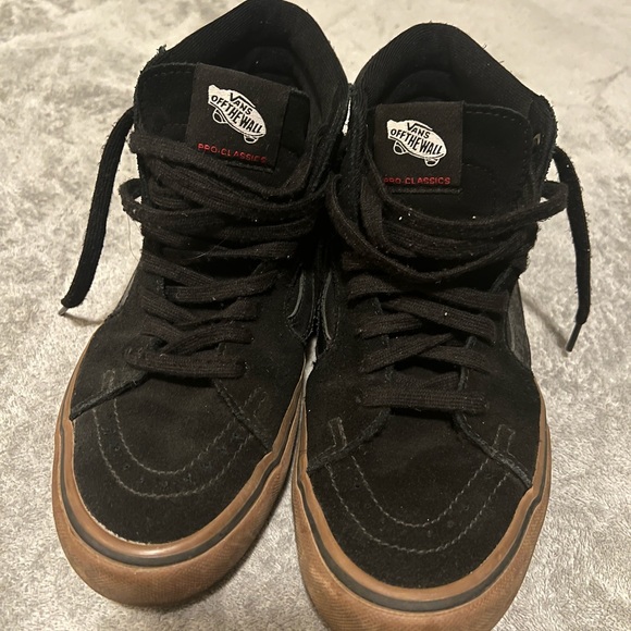 Vans SK8-HI Pro in Black/Gum - Picture 4 of 5